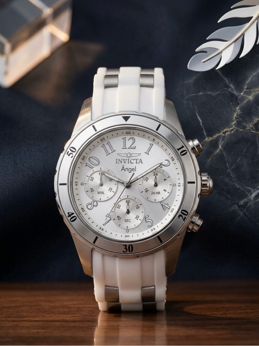 Wristwatch (not in subcategory list)